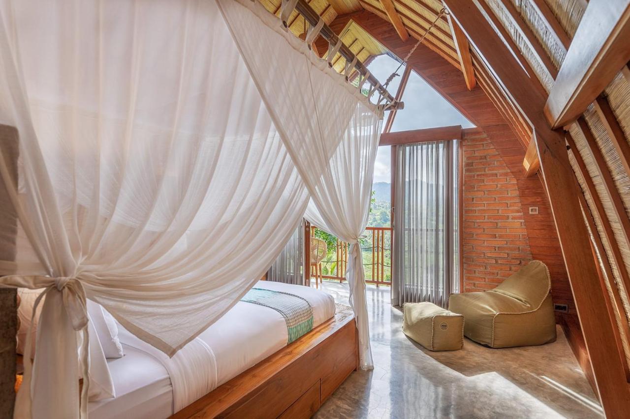 Like Living In A Romantic Balinese Painting * Sidemen (Bali)