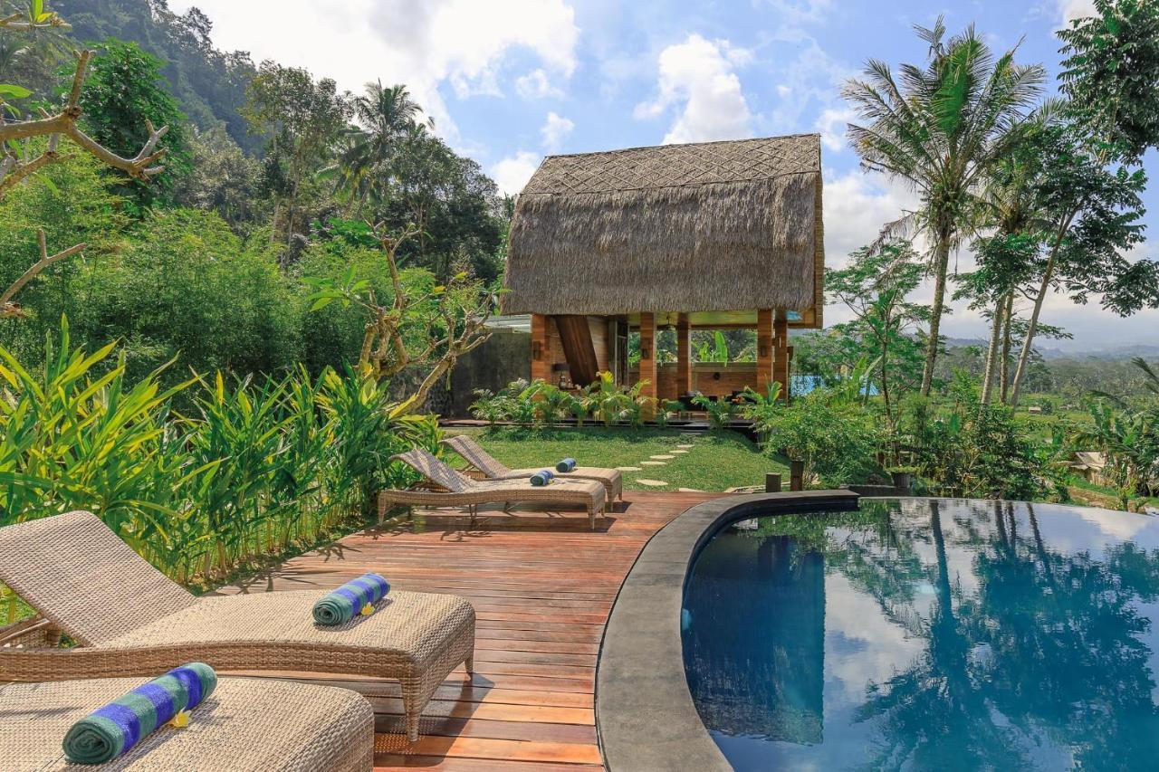 Like Living In A Romantic Balinese Painting